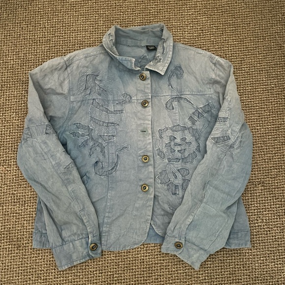 Fun denim jacket - Picture 2 of 4